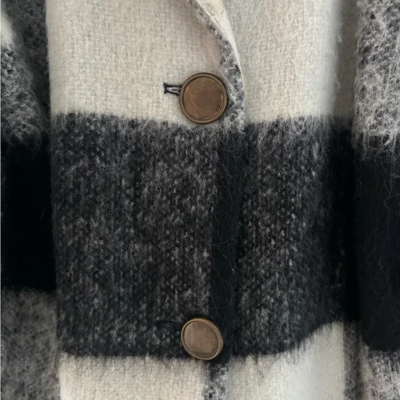 Urban Outfitters Cooperative Plaid Coat - Picture 3 of 3